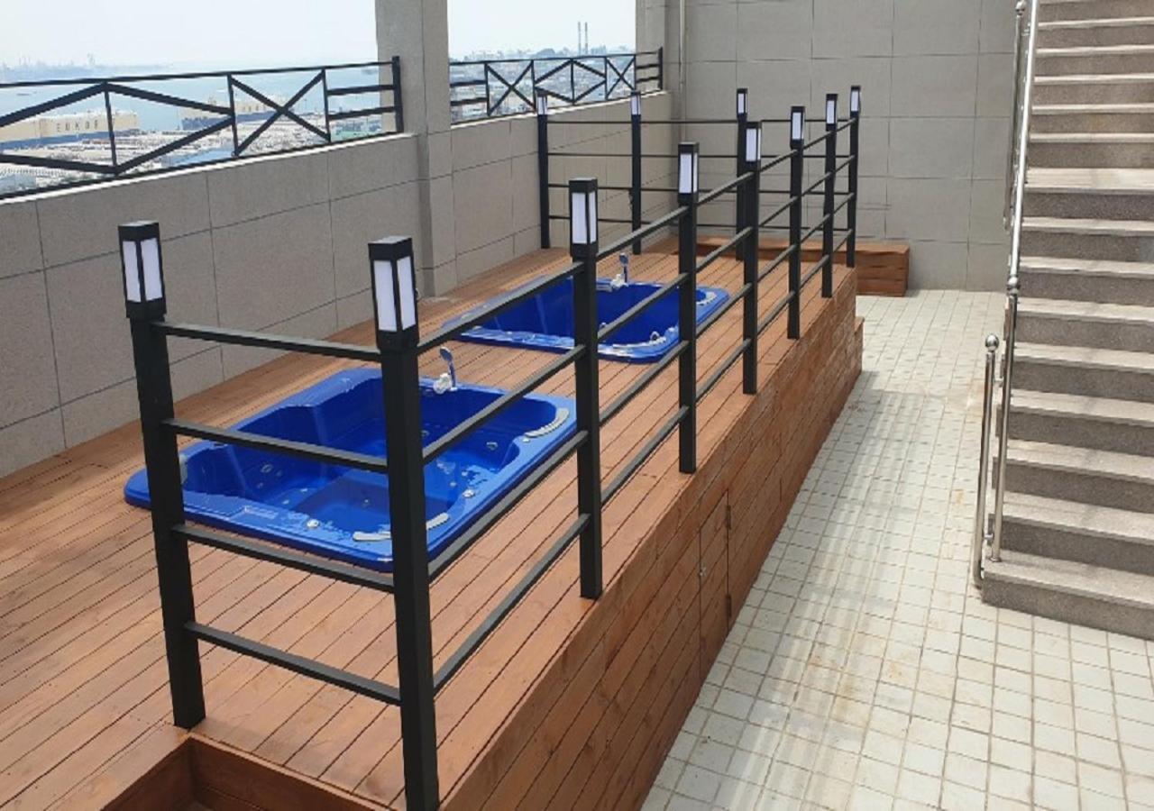 Western Bay Marina Hotel Phjongthek Kültér fotó