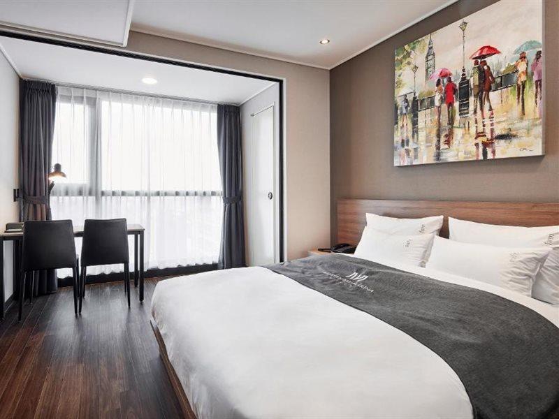 Western Bay Marina Hotel Phjongthek Kültér fotó