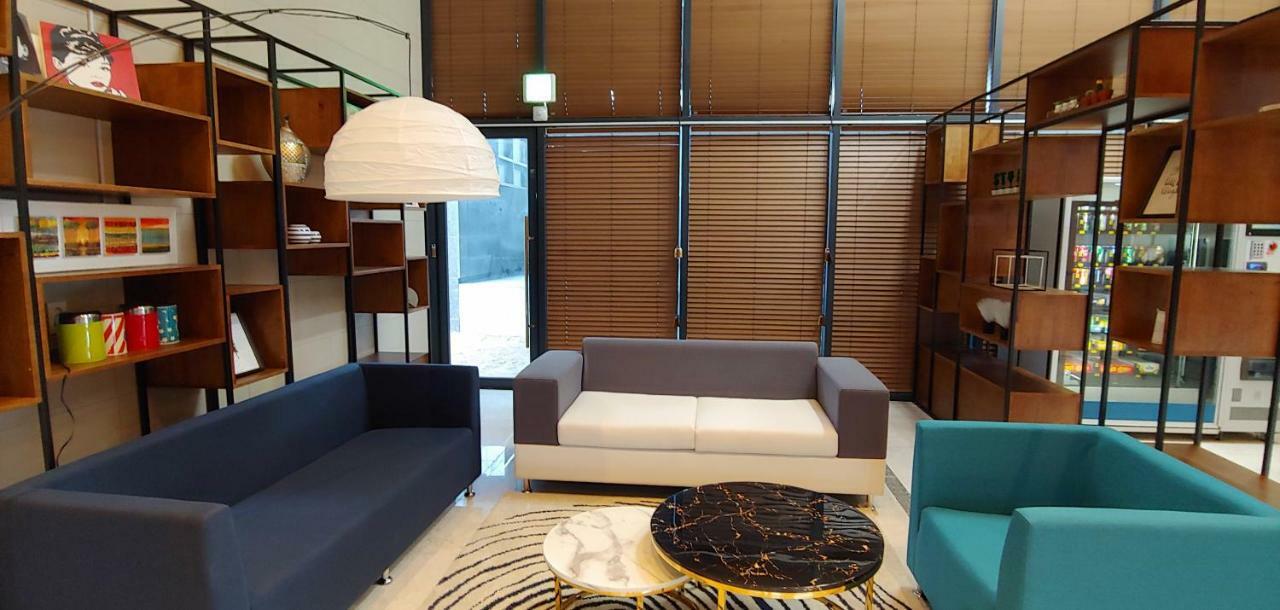 Western Bay Marina Hotel Phjongthek Kültér fotó